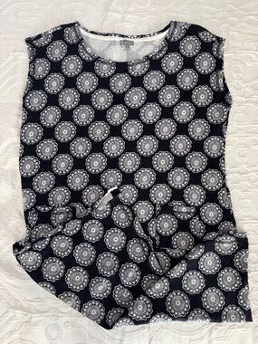 Talbots Black & White Floral Medallion Sleeveless Top